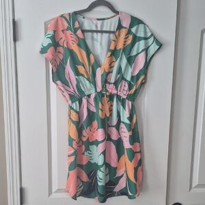 Cupshe Green and Pink Leaf Print Swim Coverup